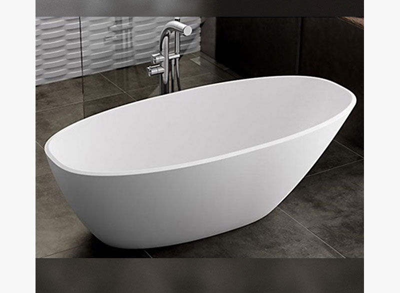 - Moulded 1 piece bath with steel supports