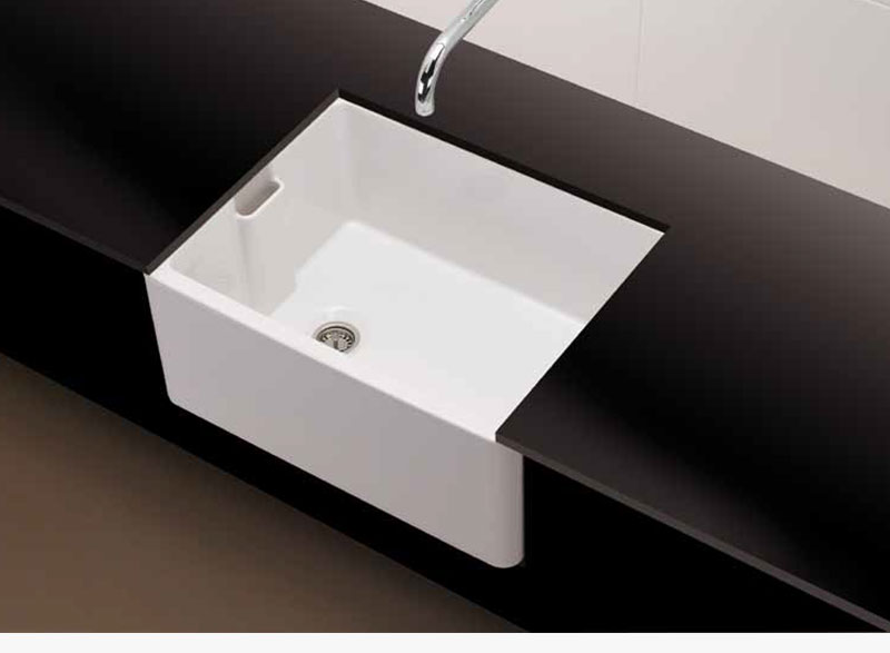 meaning it can withstand fast changes in temperatures such as boiling water on a cold morning. The sink is highly stain