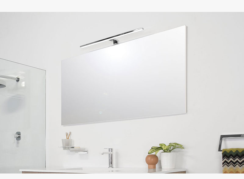With the Daylight's large range of sizes and an integrated overhead light