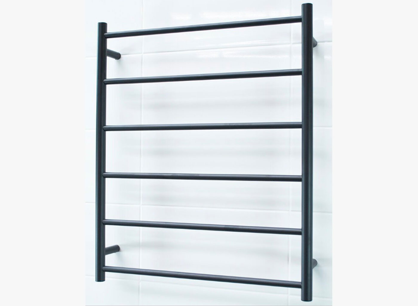 This premium range of 304 grade stainless steel non-heated towel rails are available in a variety of sizes and styles