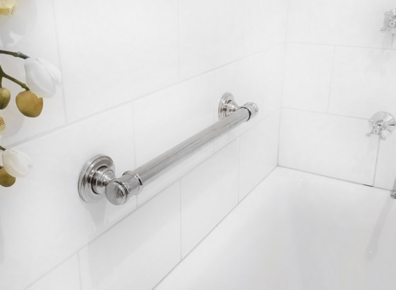 Avail?s Glance bathroom grab rail with its carefully refined shape and gentle arcs ensure the design will seamlessly fit with leading traditional and heritage tapware.