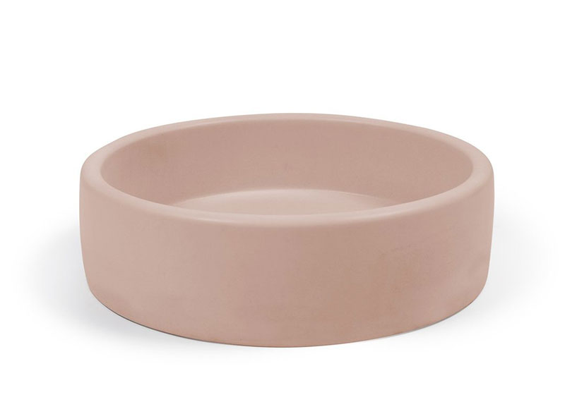 The Bowl Basin is feminine and refined. Dainty curves and soft pastels fuse together as this modest basin heroes your bathroom.